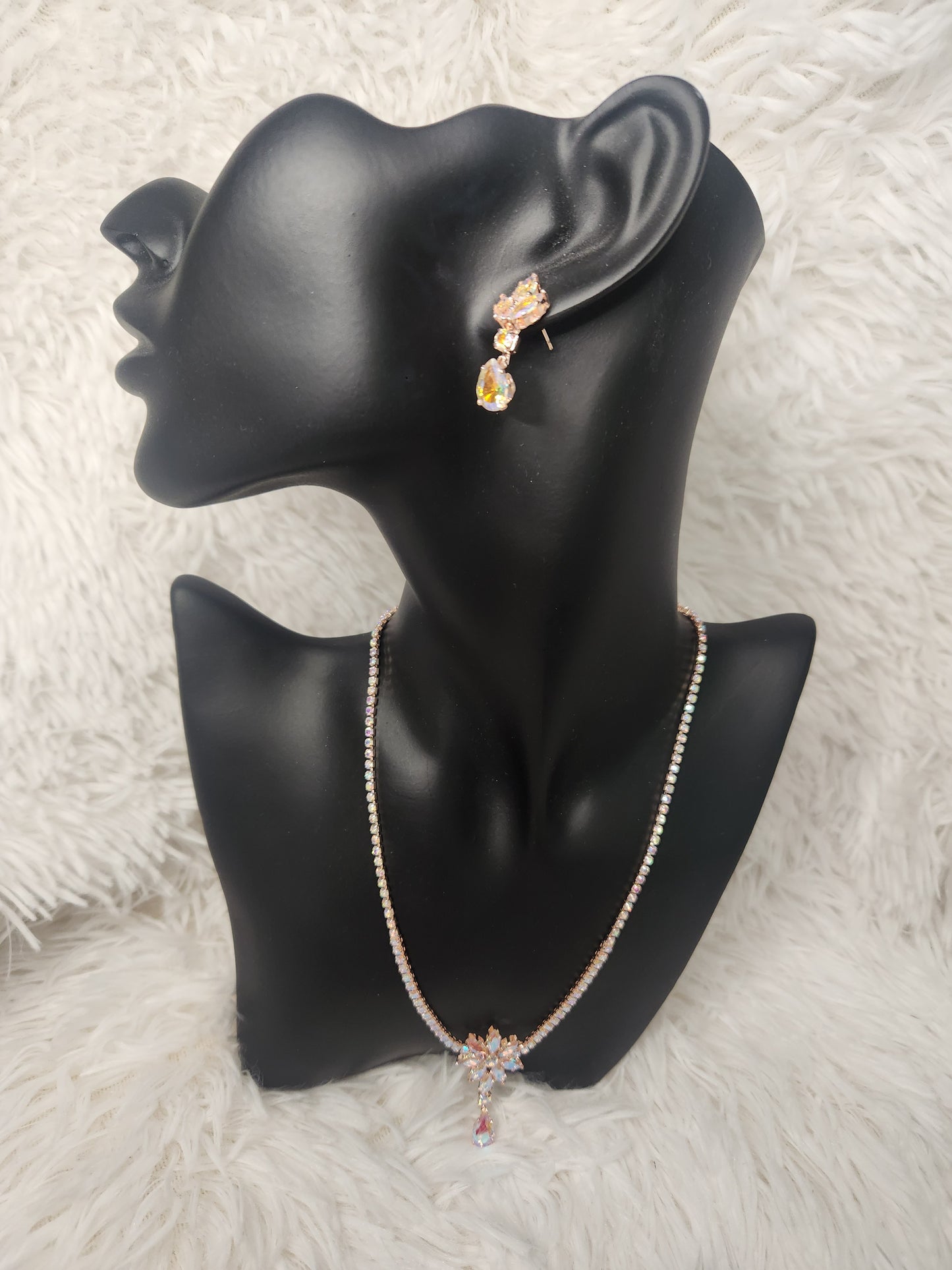 Rhinestone Flower Necklace