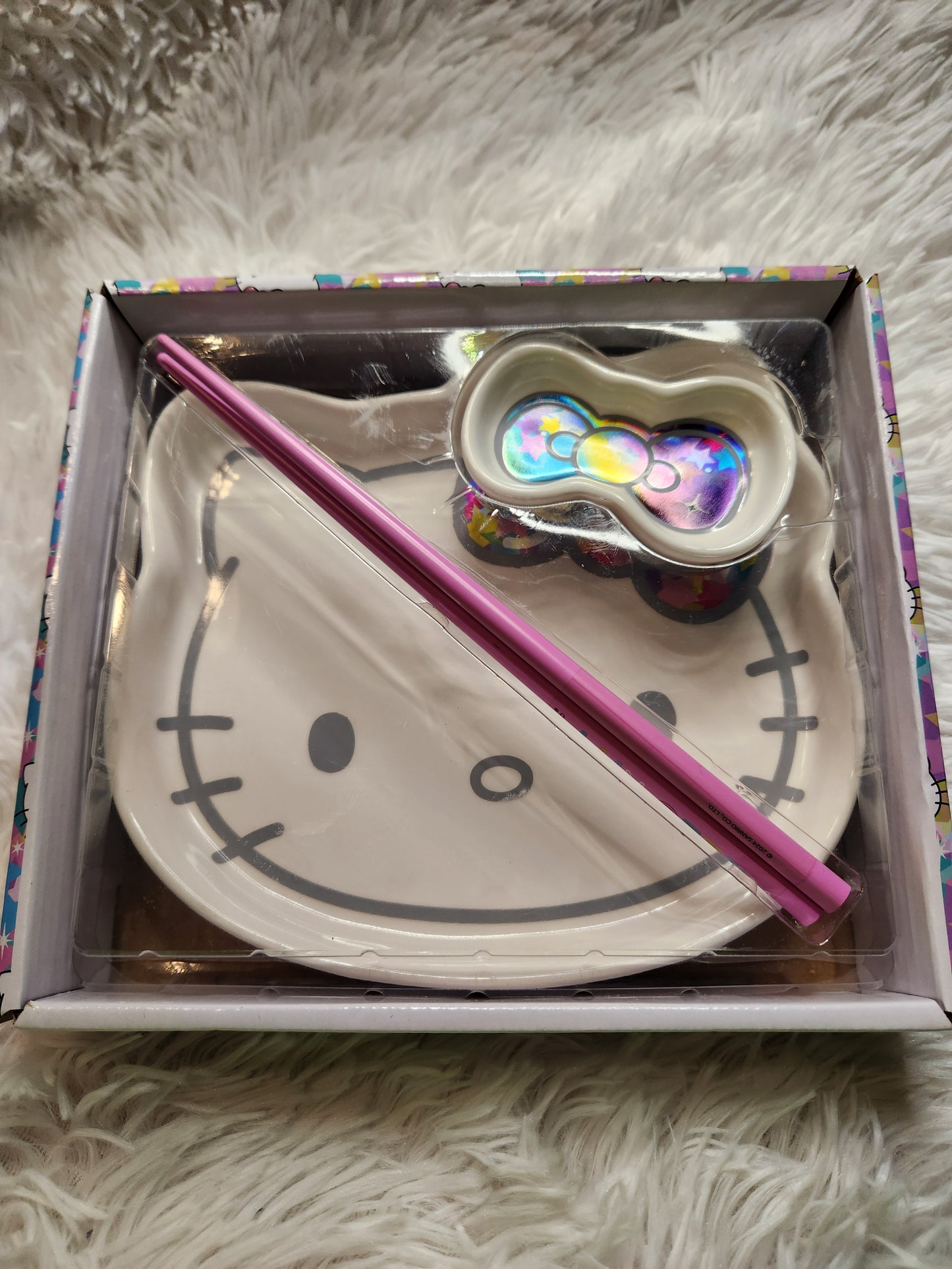 HK Plate Set with Chopsticks
