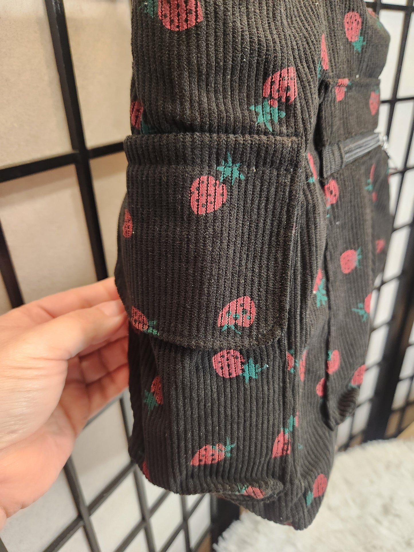Strawberry Shoulder Tote